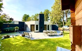 Strandhuisje Ermerzand